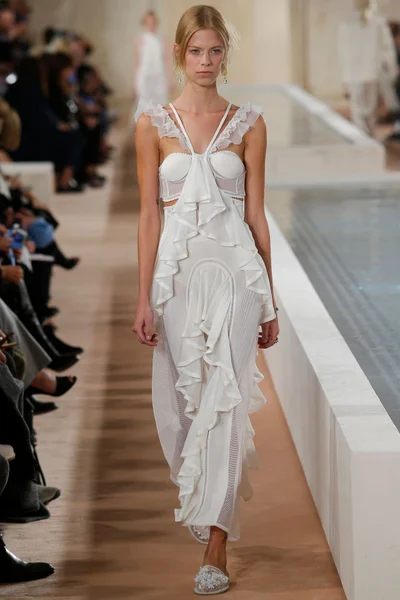 Look 21